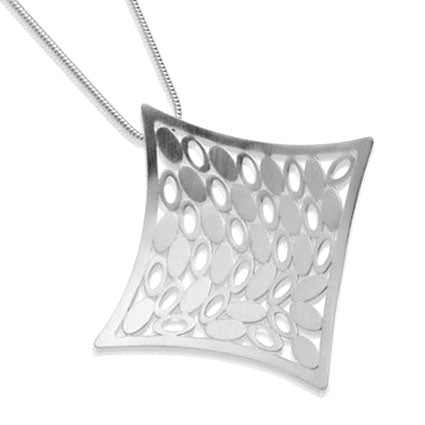Silver Retro Lace Pendant