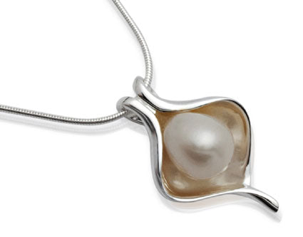 Pearl Set Silver Pendant